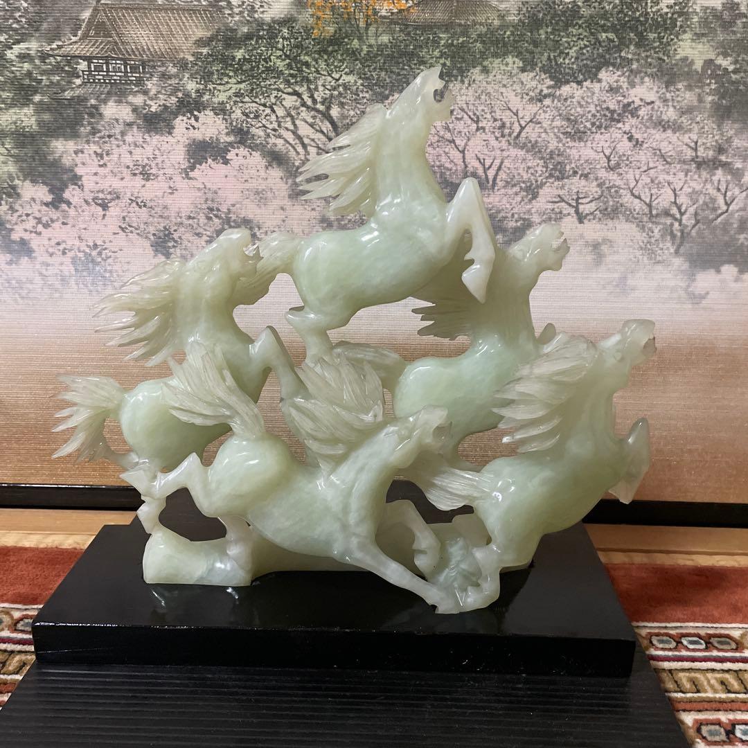 翡翠　五頭馬