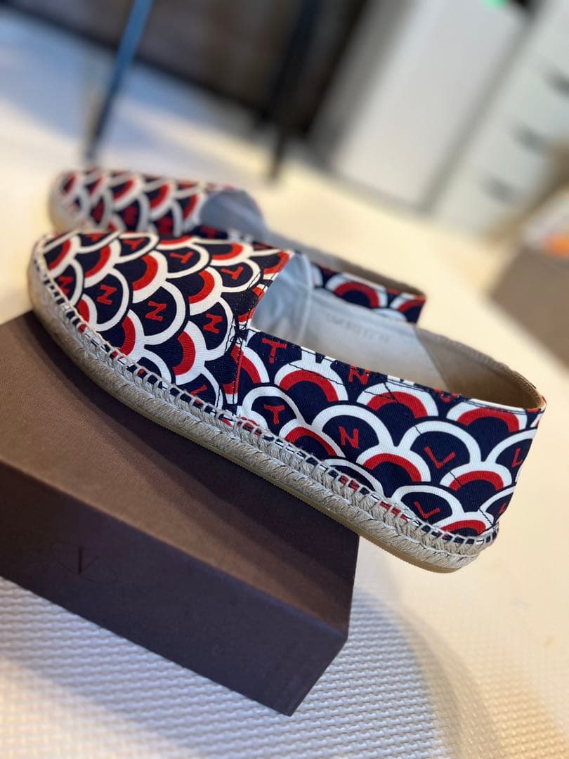 【新品】ヴァレンティノ レザーエスパドリーユ スニーカー