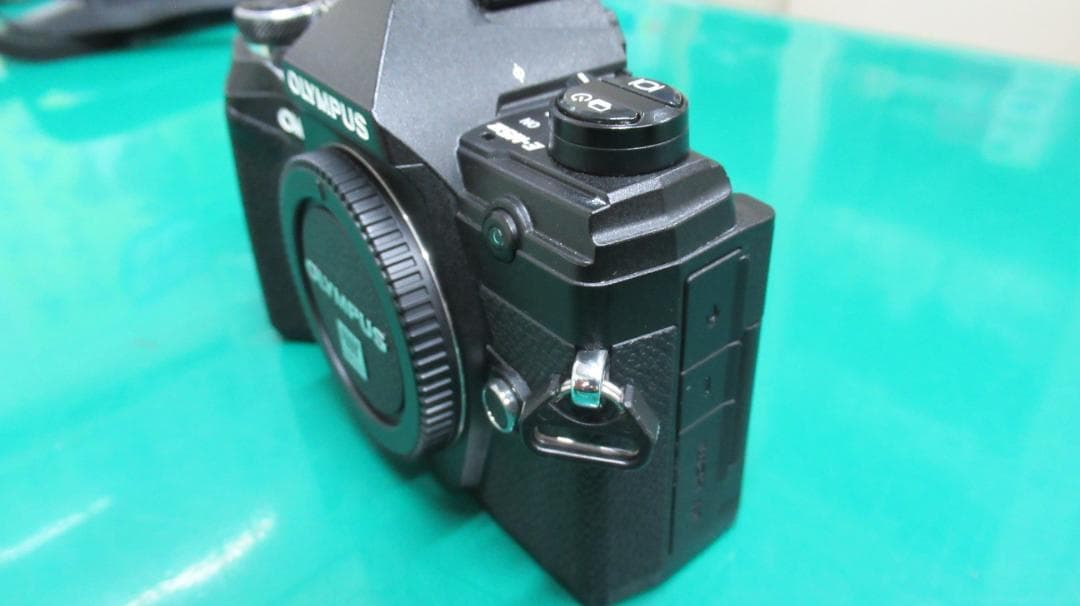 オリンパス　OLYMPUS OM-D E-M5 MarkⅢ　ブラック