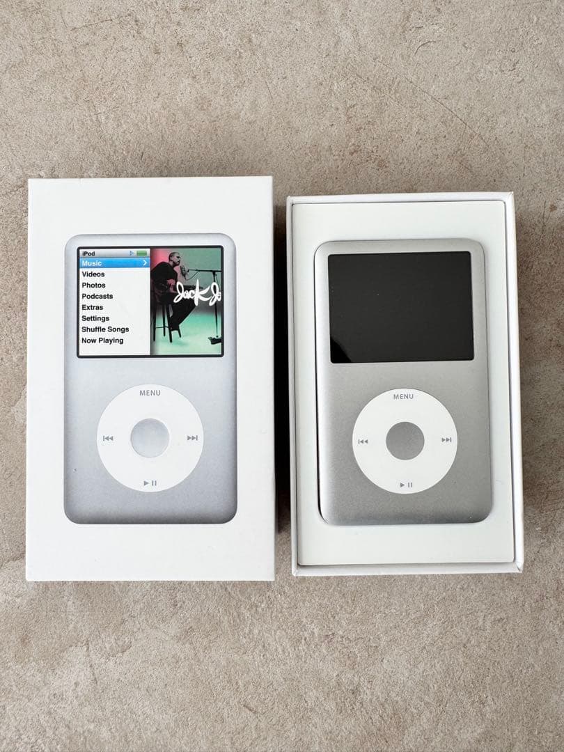 極美品 iPod classic A1238 120GB 新品電池 箱付