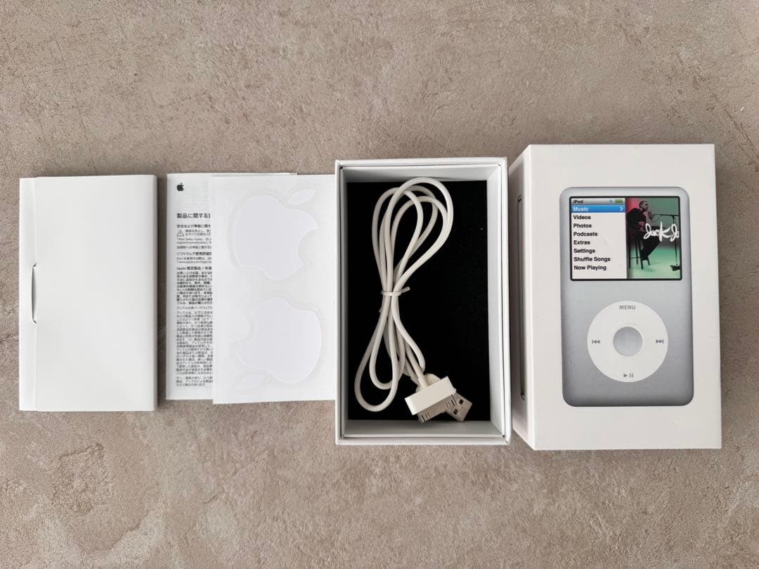極美品 iPod classic A1238 120GB 新品電池 箱付