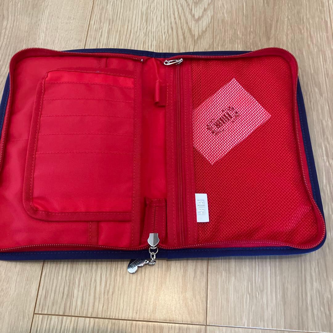 レア！！！！　FEILER イチゴ柄 母子手帳カバー　マルチケース