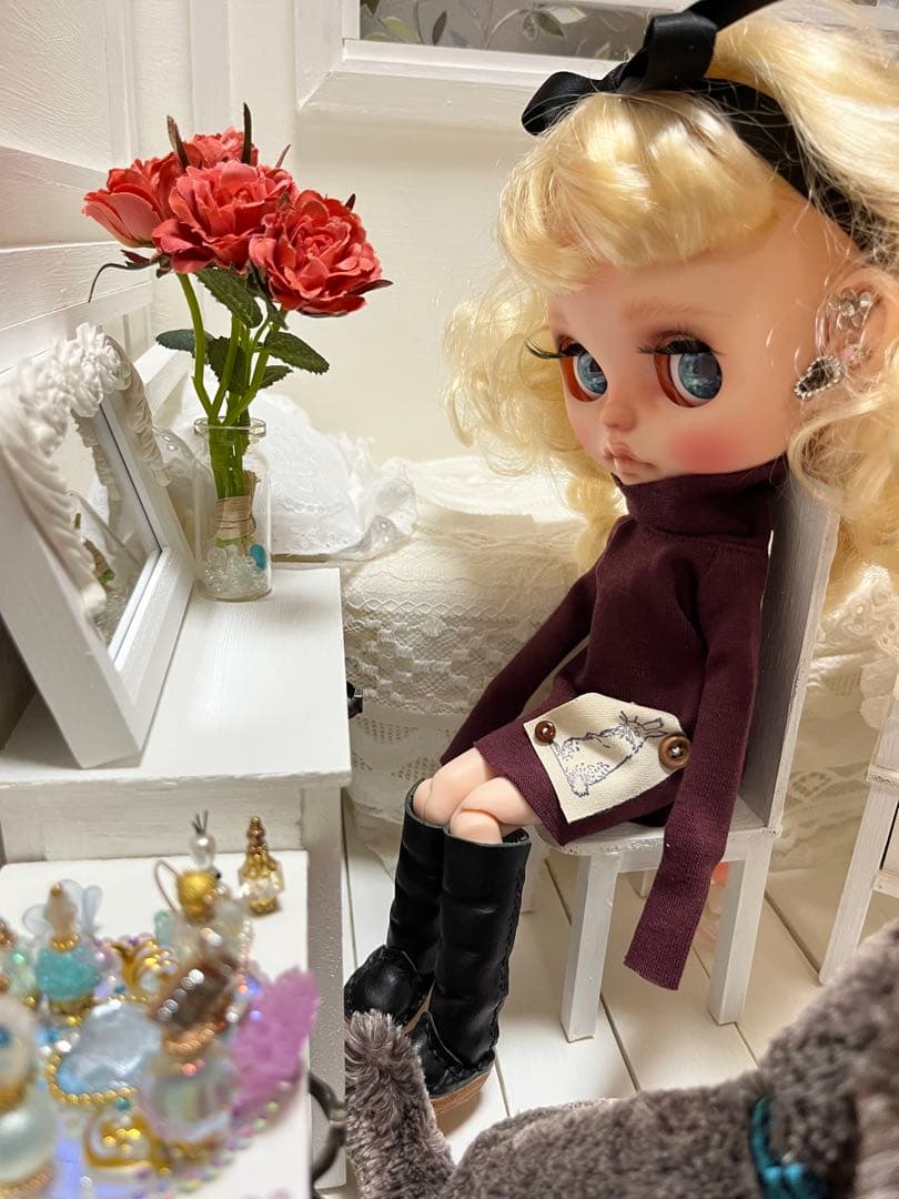 木製　ドールハウス背景ボード　ベッドがあるブライスハウス　一部変更SALEします