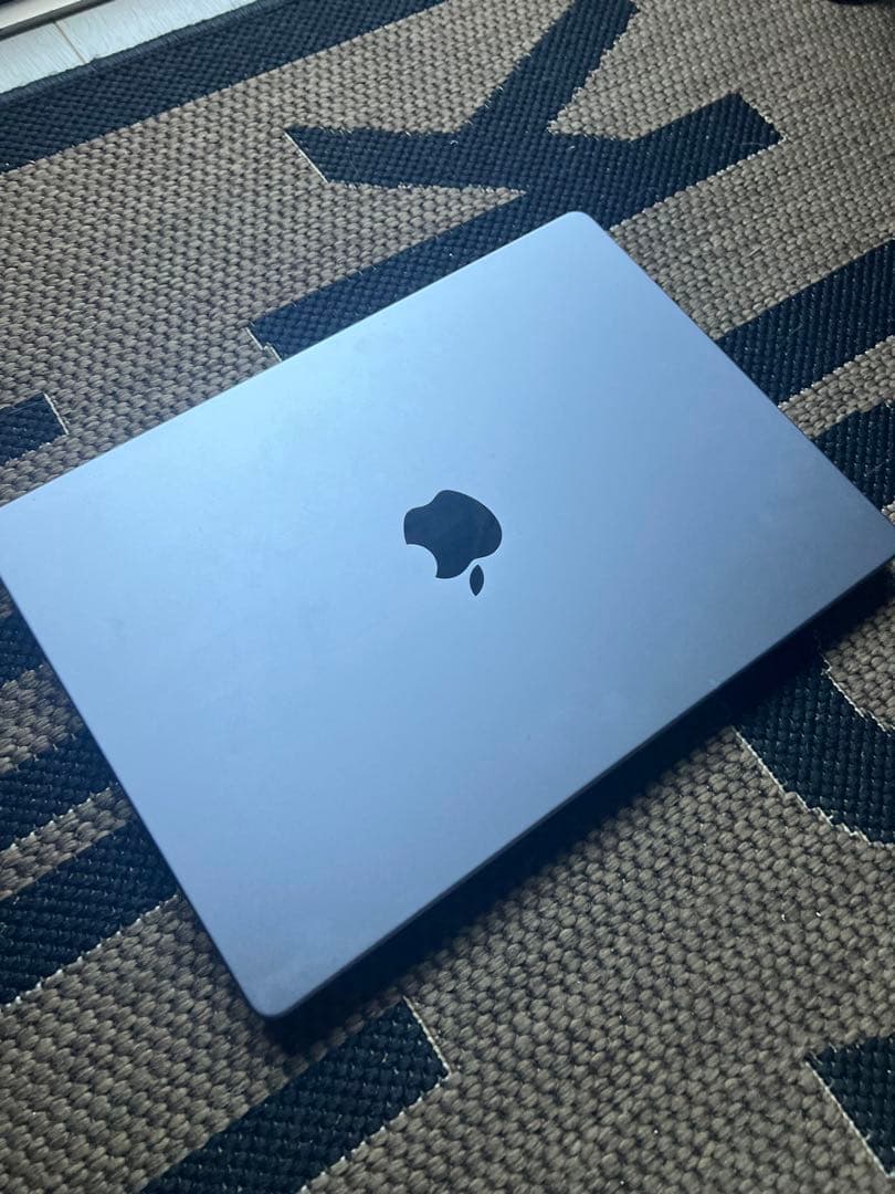 Apple MacBook グレー