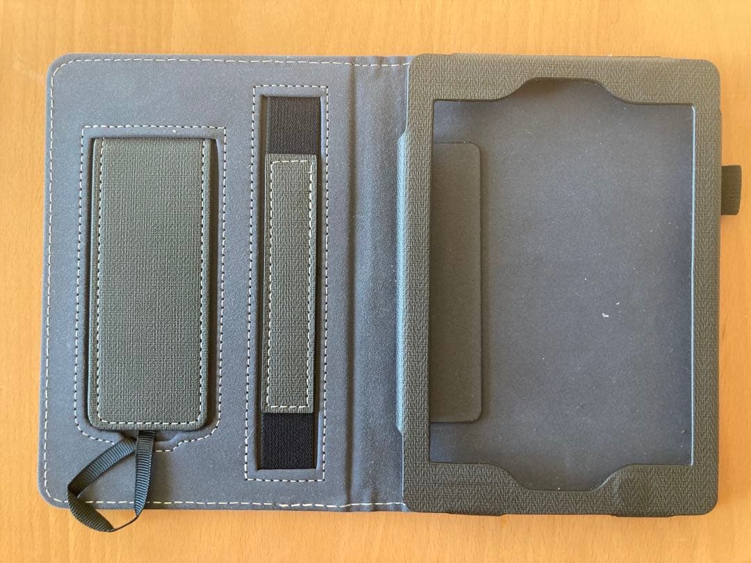 【美品】Amazon Kindle 第10世代 32GB 広告無し