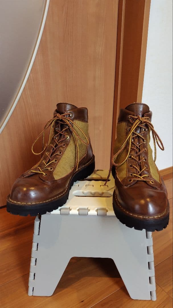 ダナーライト　白タグ　US8EE 26