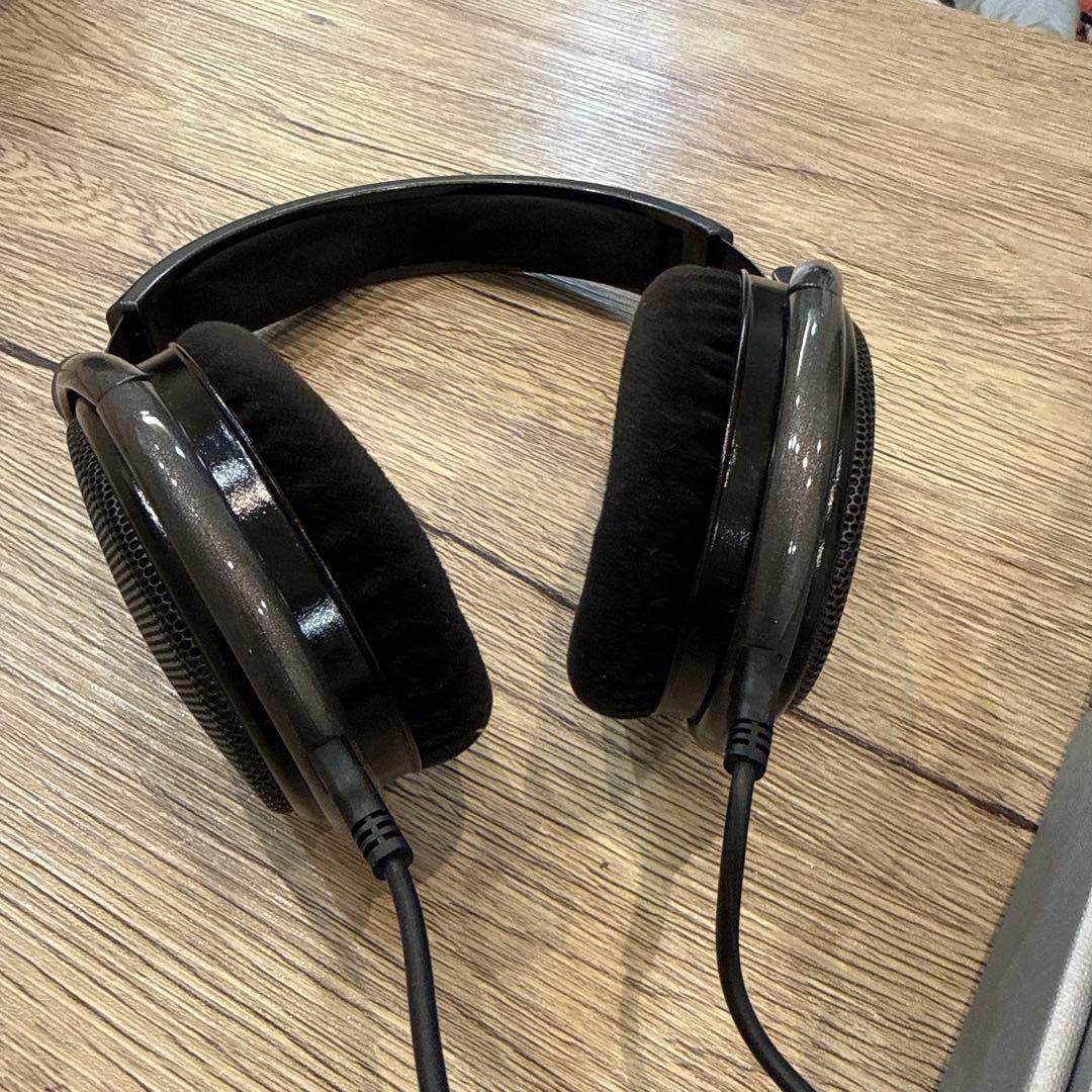 HD650 ゼンハイザー ヘッドホン 【ヘッドホン本体は綺麗だと思います】