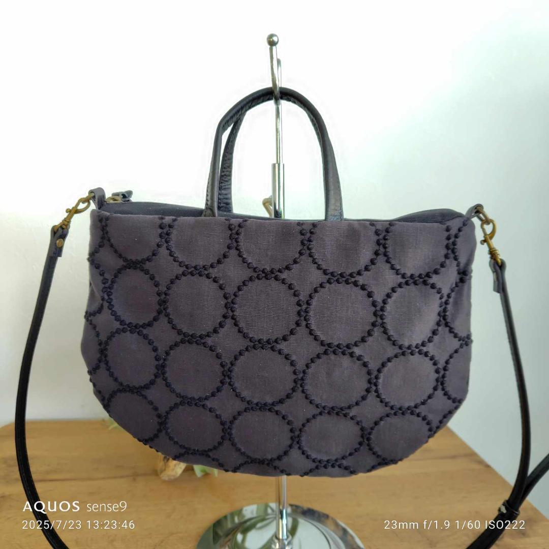 猫美様/2025tambourineタンバリンチャコール/ラウンドショル