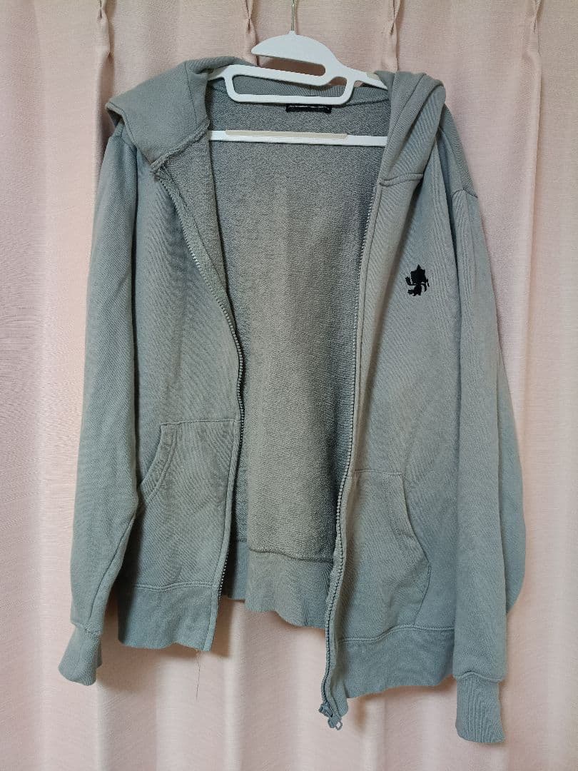 ジュペッタ　パーカー　ポケモンセンター