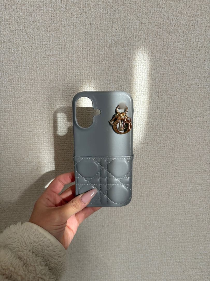 Dior、iPhone16ケース