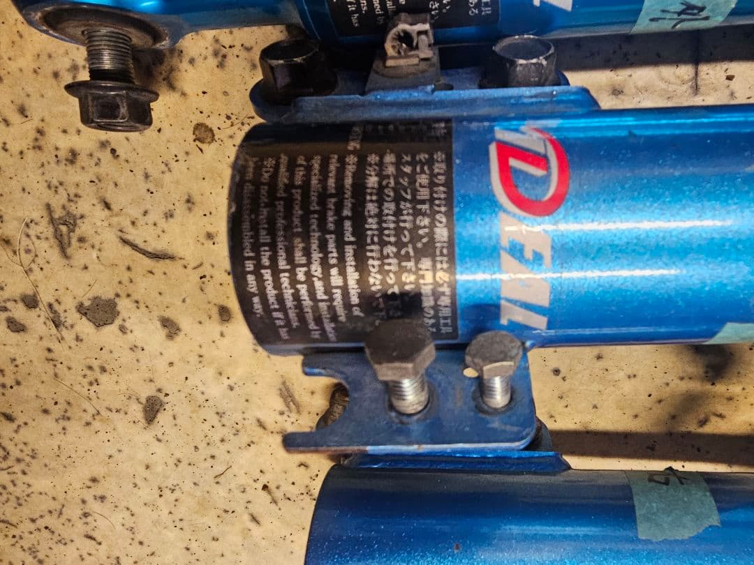 イデアル車高調　フロント