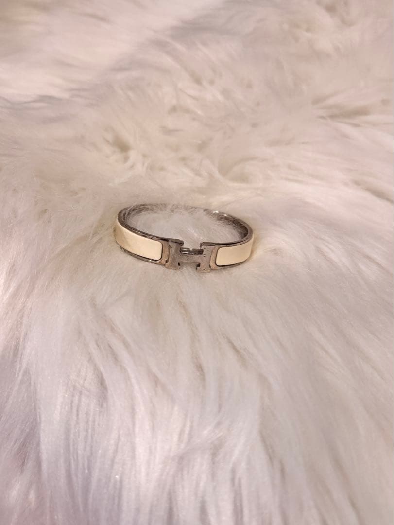 【写真追加】HERMESクリックＨ(ホワイト×シルバー)