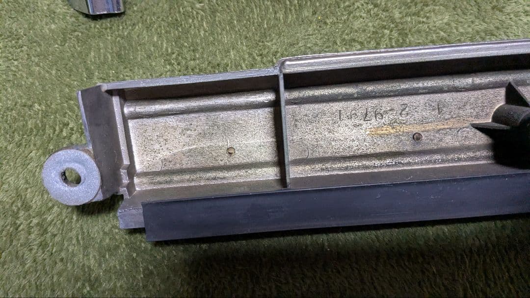 スカイライン　ジャパン　リアガーニッシュ