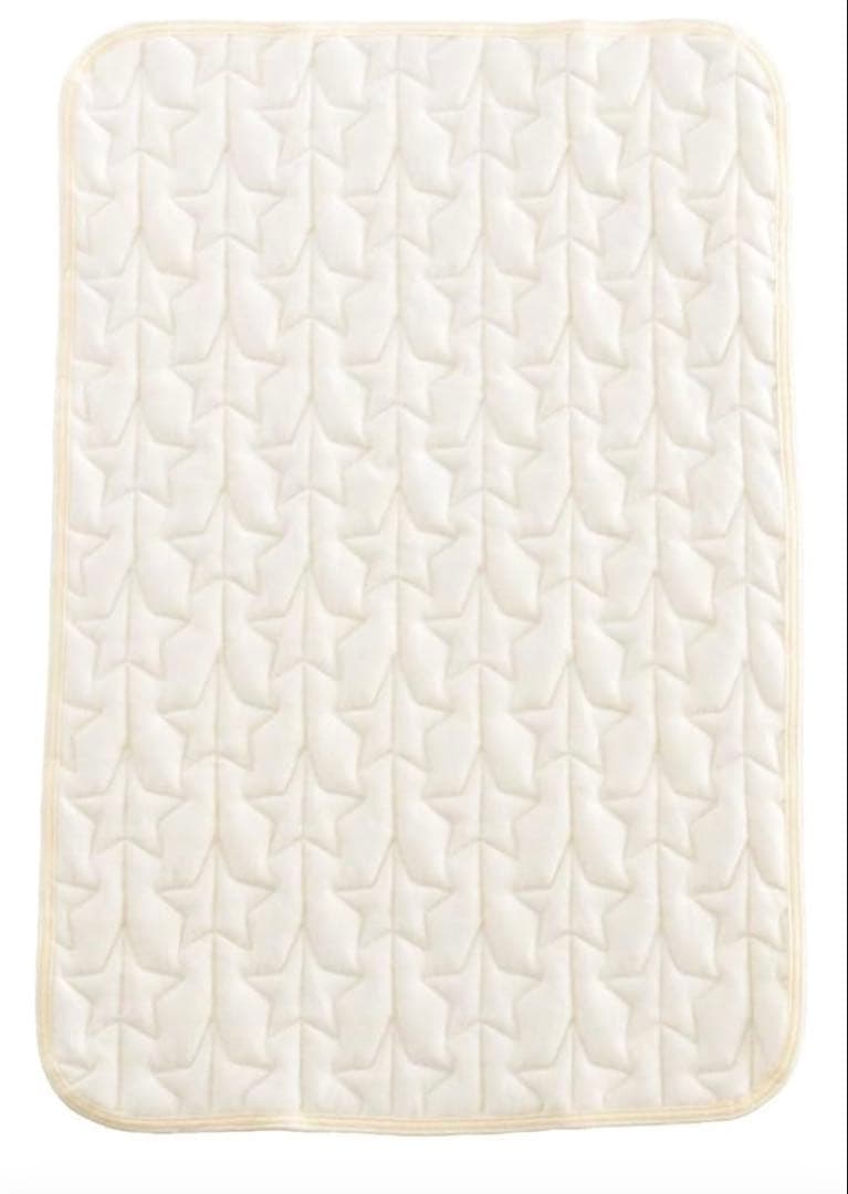 現在完売中 大人気 ミニ ベビーベッド HZDMJ カーキ 揺りかご機能付き