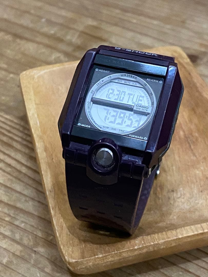 生産終了モデル G-SHOCK G8100 パープル