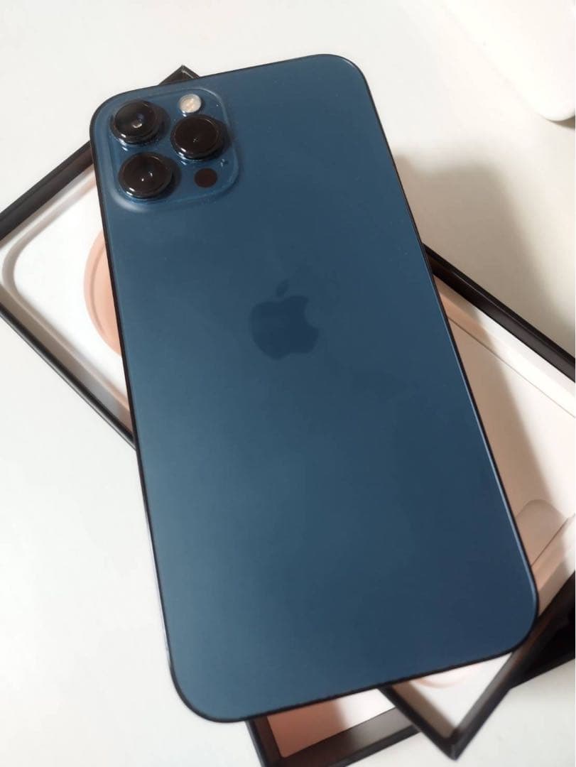 iPhone12promax iPhone 本体