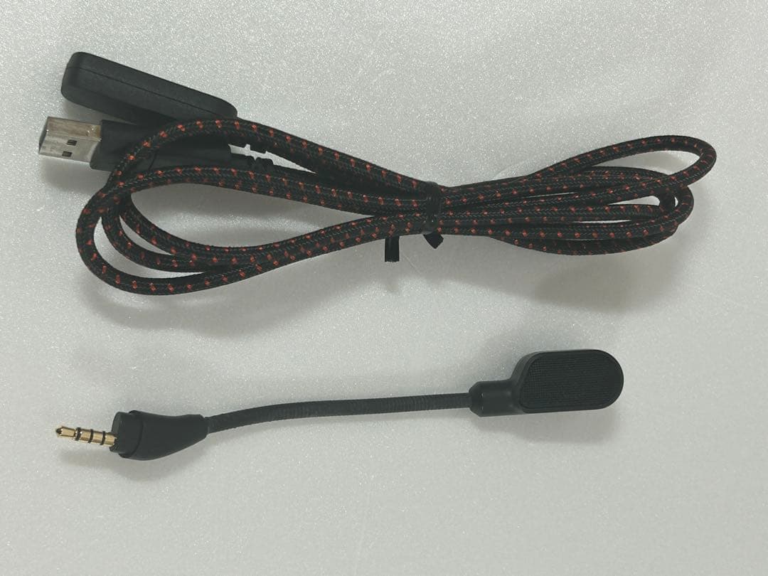 HyperX Cloud III  ゲーミングヘッドセット