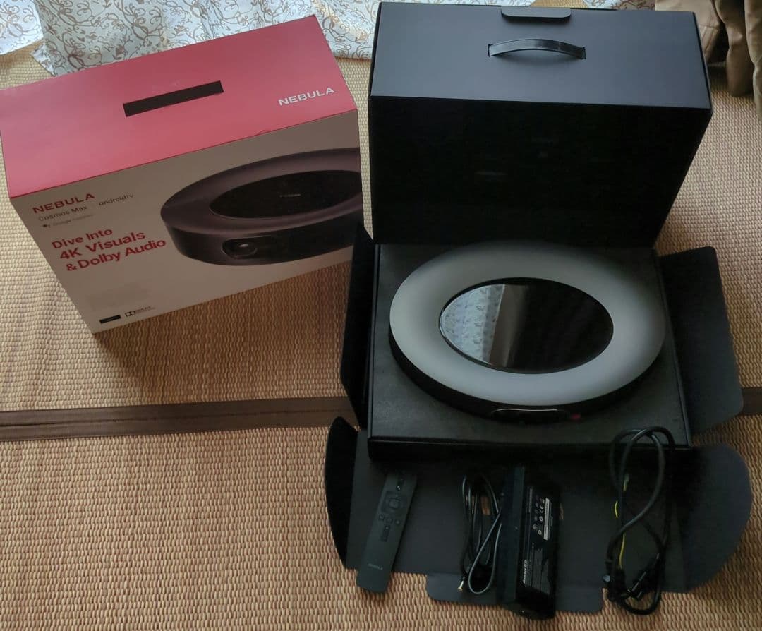 NEBULA Cosmos Max プロジェクター本体