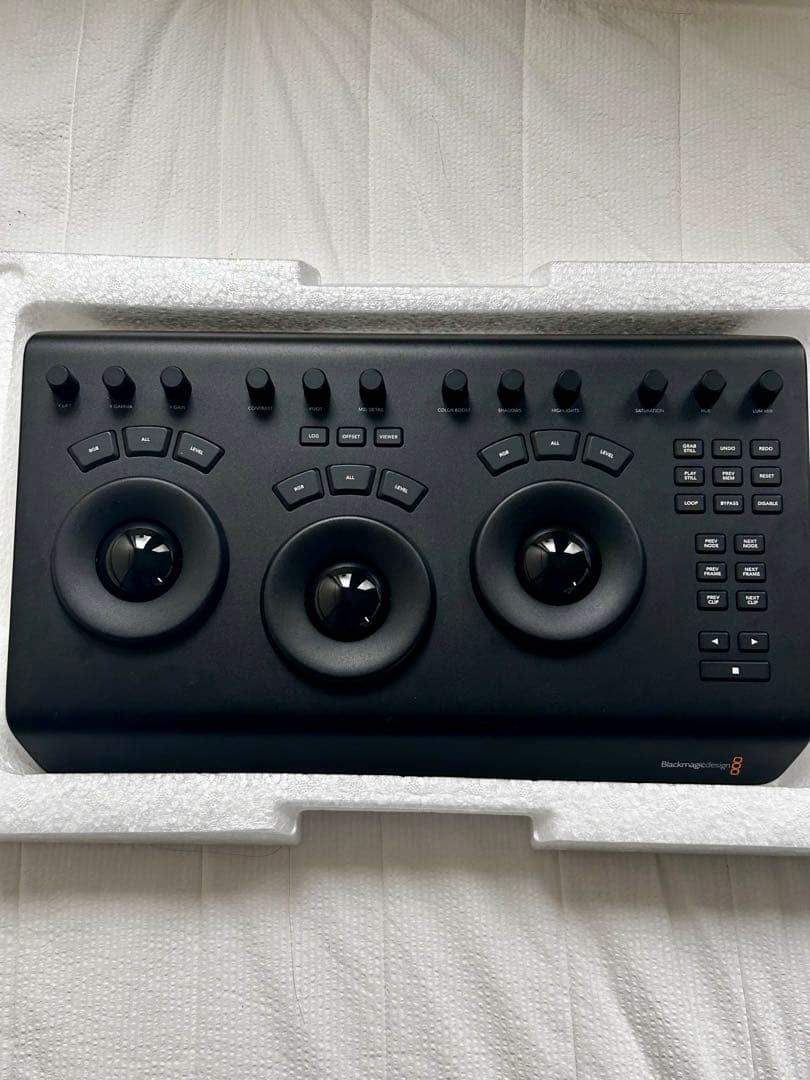 ダヴィンチ・リゾルブ DaVinci Resolve Micro Panel