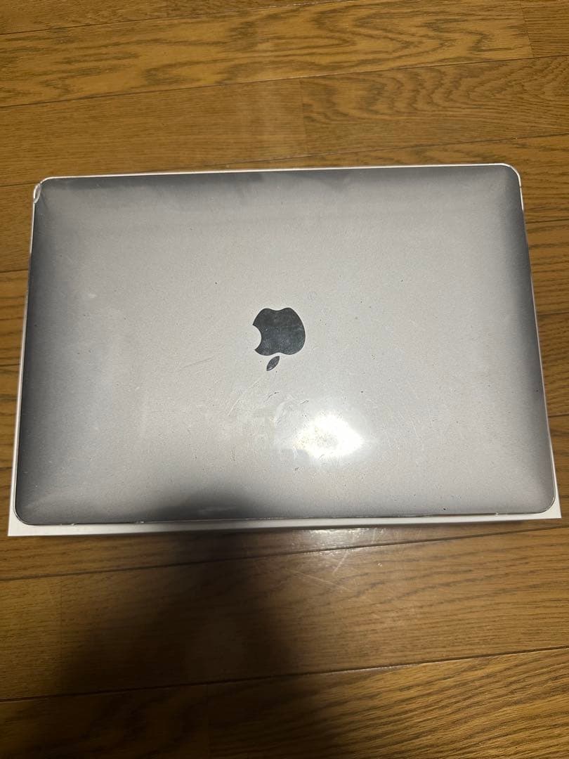 2020 Apple MacBook Air M1チップ　13インチ　256GB