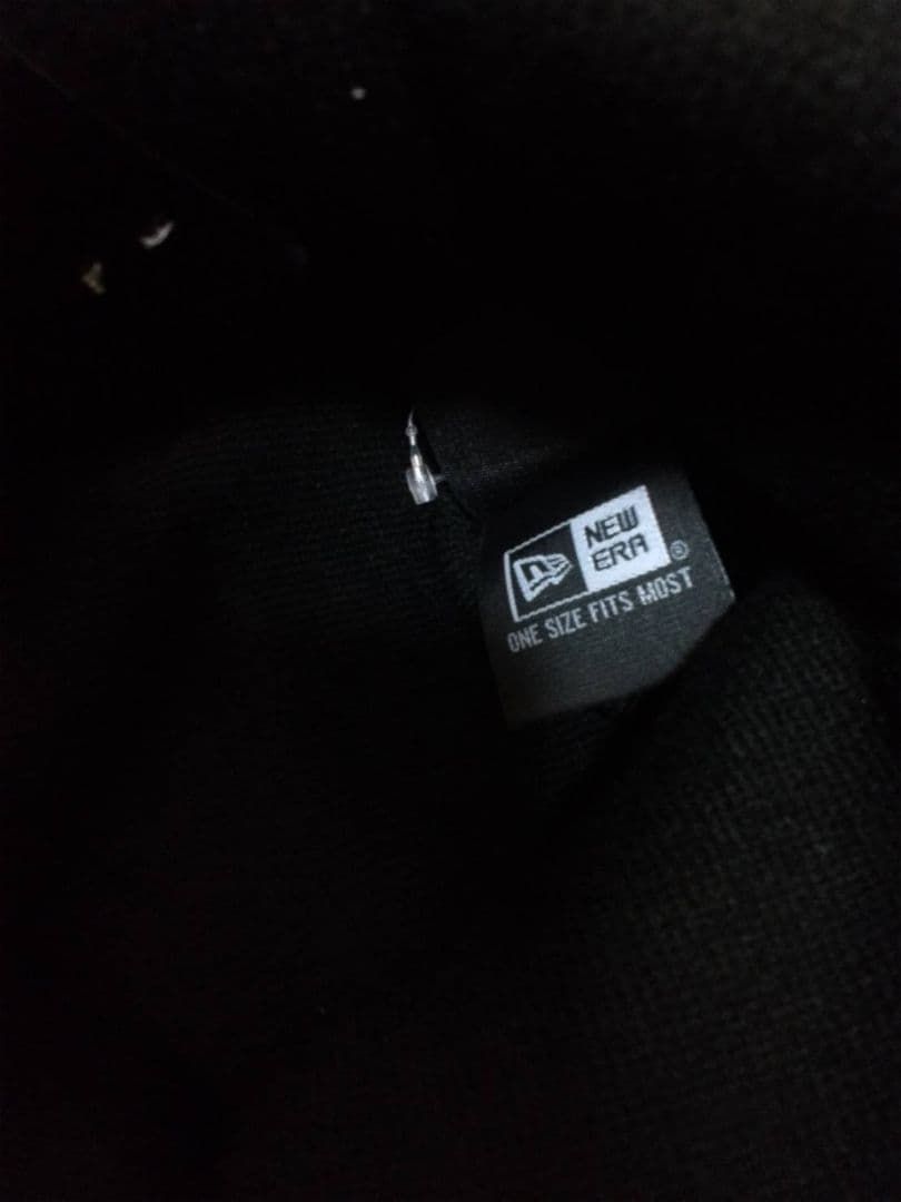 Supreme New Era Football Beanie 黒