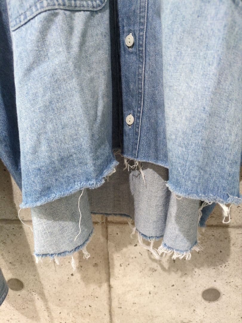 新春初売り特価♡極美品♡ウィムガゼット　デニムシャツ　F　切りっぱなし　フリンジ