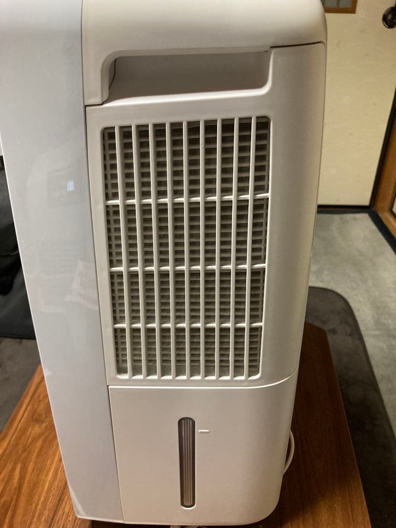 SHARP 除湿機 冷風消臭機能あり2022年製