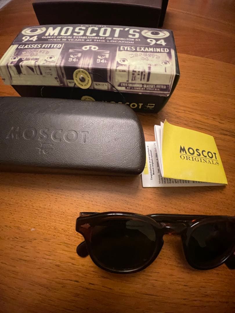 正規品　MOSCOT ORIGINALS NYC ブラウンサングラスレムトッシュ