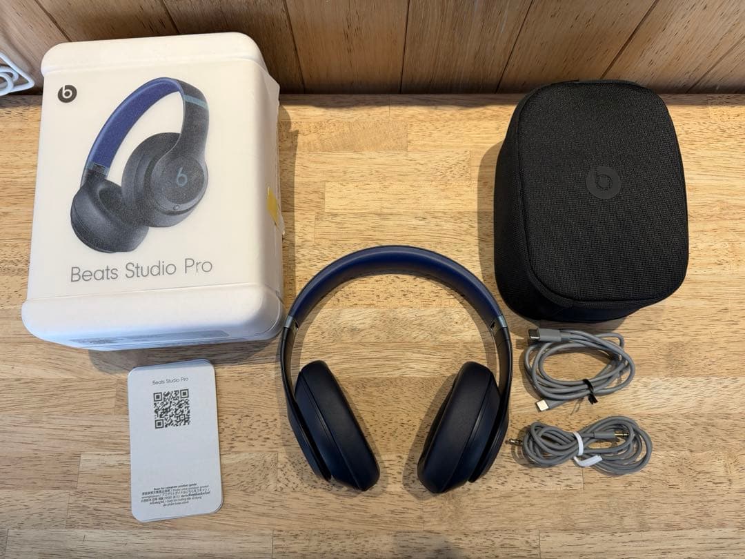 美品 Beats Studio Pro ネイビー　ワイヤレスヘッドホン