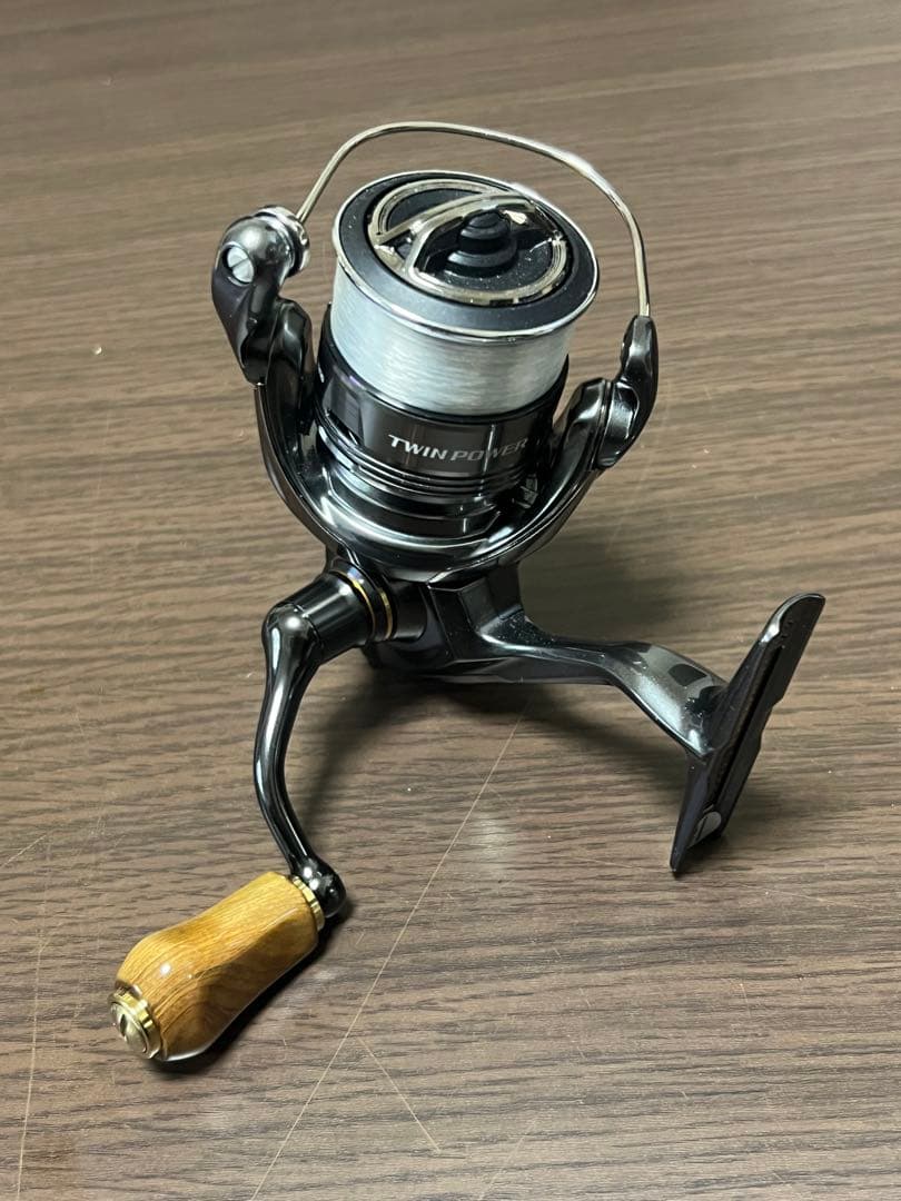 M2シマノ　24 ツインパワーC2000S