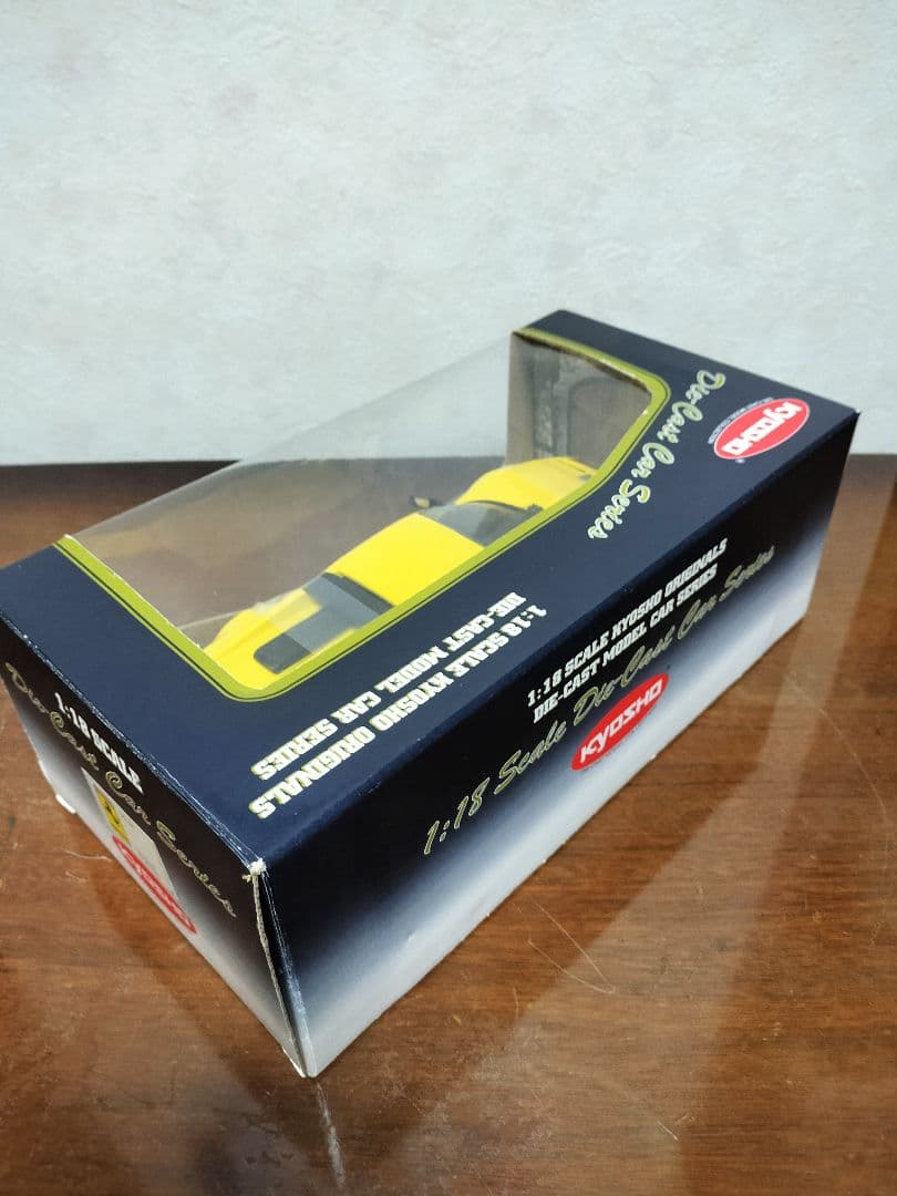 京商1/18　フェラーリ512BB 【希少初期パッケージ新品未開封イエロー】