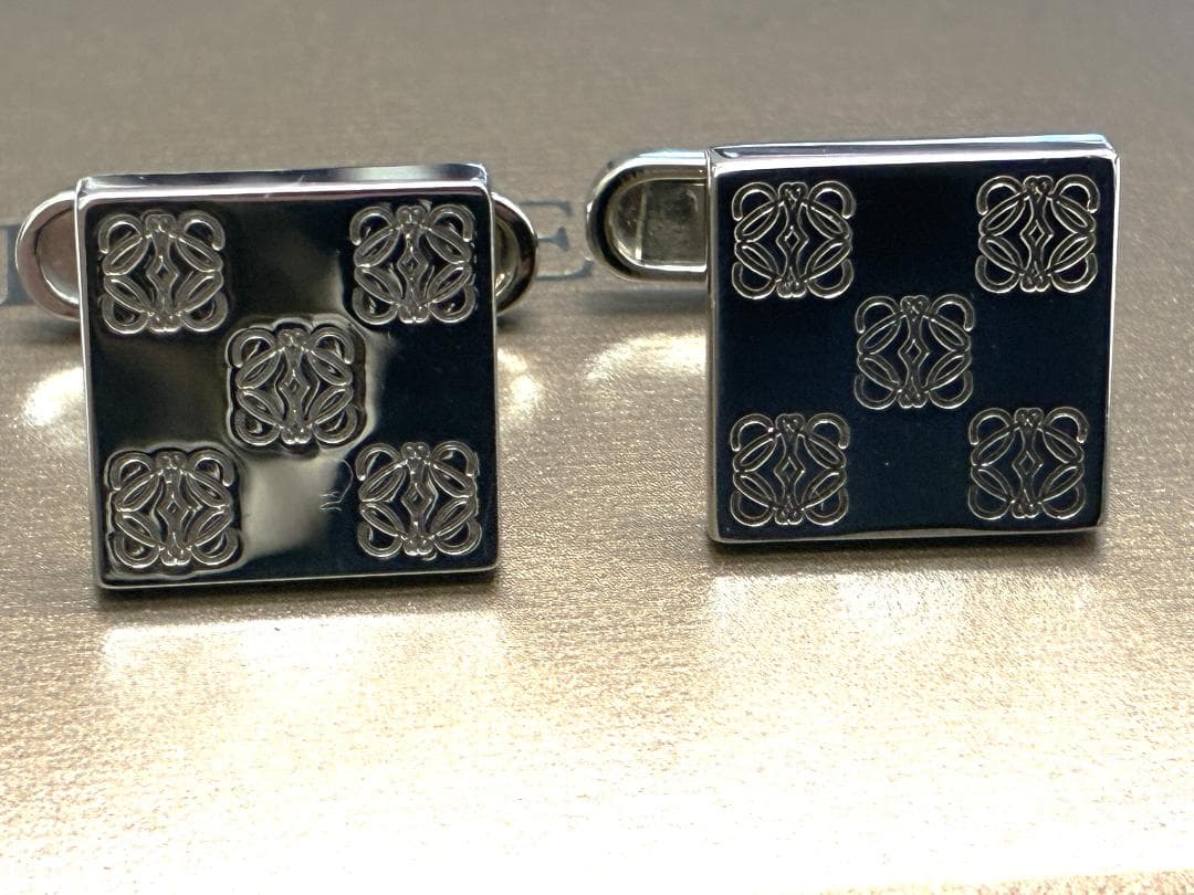 54 ロエベ LOEWE シルバー スクエア カフリンクス カフス ロゴ 箱