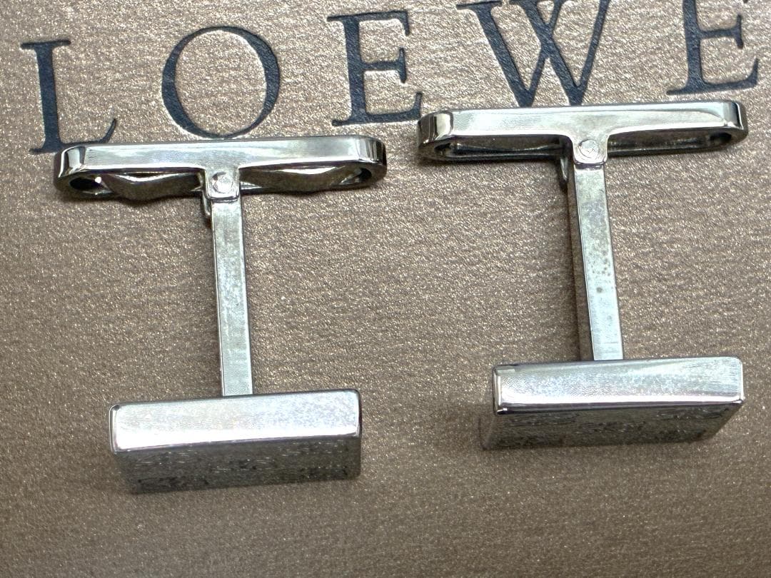 54 ロエベ LOEWE シルバー スクエア カフリンクス カフス ロゴ 箱