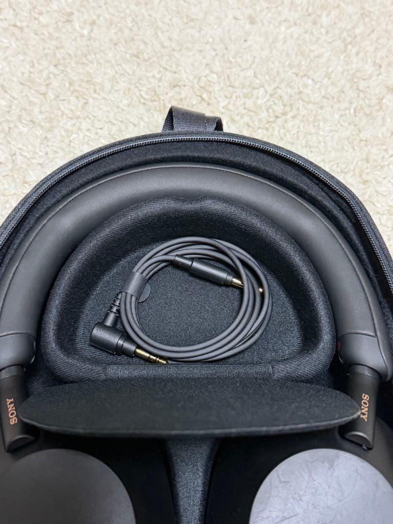 SONY WH-1000XM5ワイヤレスヘッドホン ブラック ケース付き
