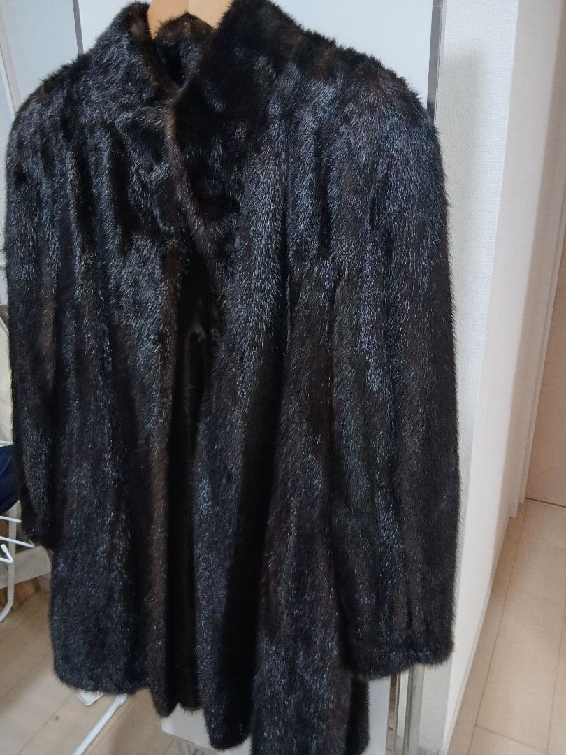 d*2様 美品SAGAMINKPARTINA ダークブラウン 毛皮ロングコート