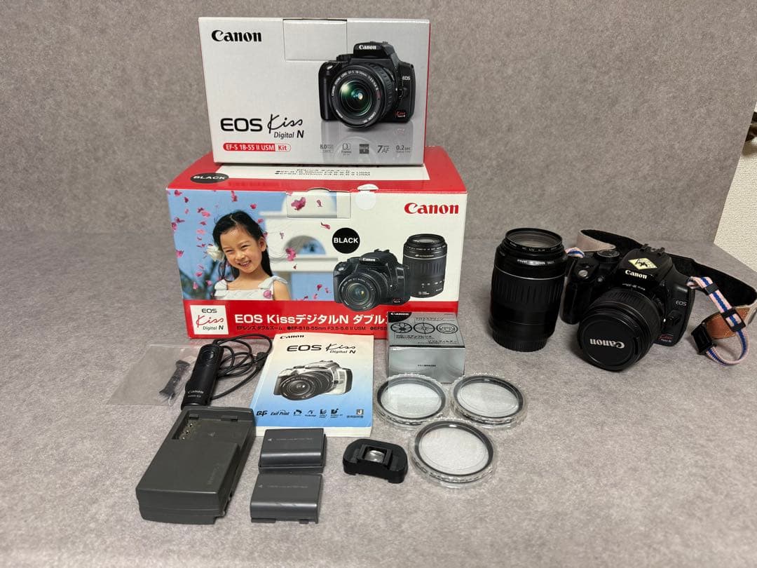 デジタル一眼レフカメラ キャノン EOSKiss デジタルN ダブルズームキット