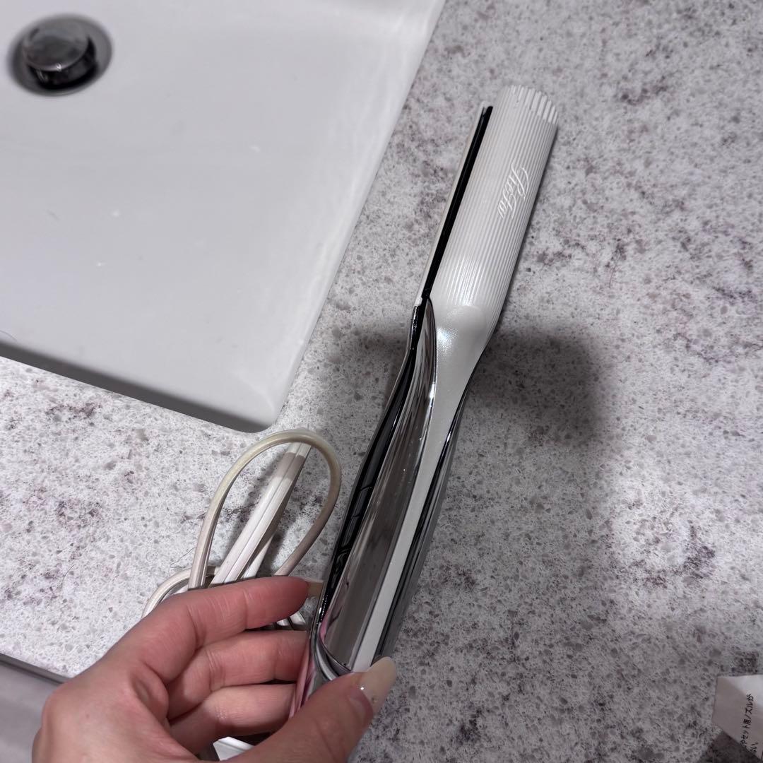 Refa リファ ストレートアイロン ホワイト