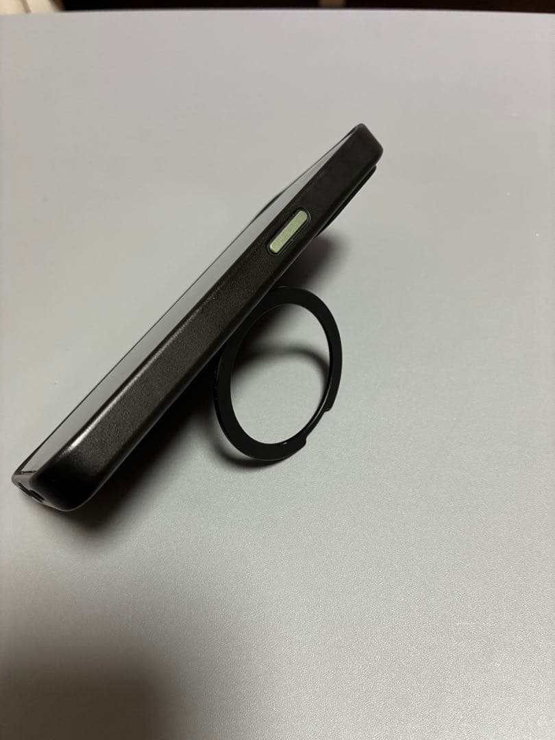 Apple iPhone 15 Pro 128GB ブラックチタニウム 本体