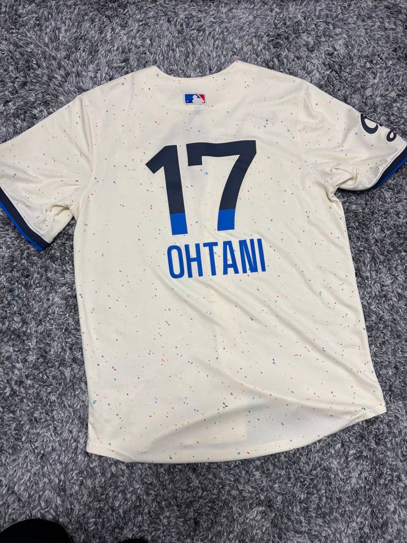 ロサンゼルス・ドジャース ユニフォーム 17