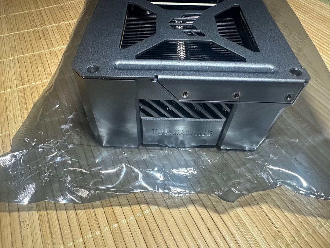 TUF GAMING GEFORCE RTX 5070 12GB おまけ付き