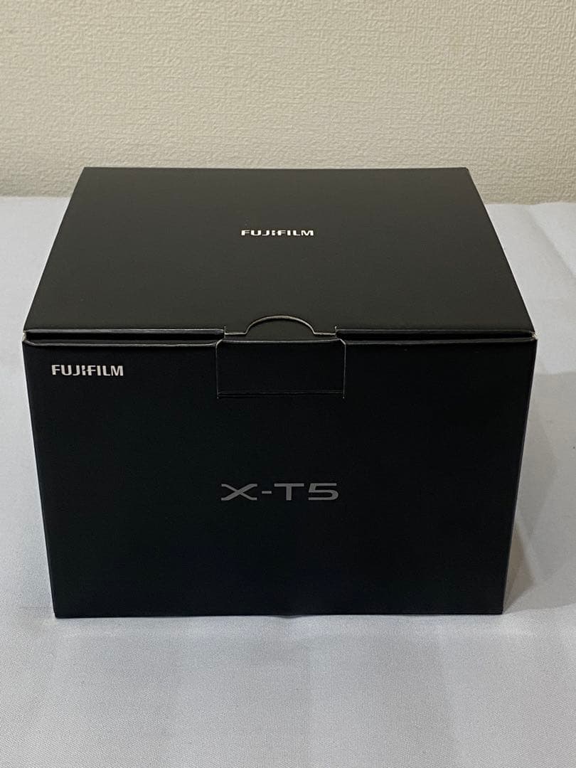 【未使用品】FUJIFILM X-T5 ブラック 本体