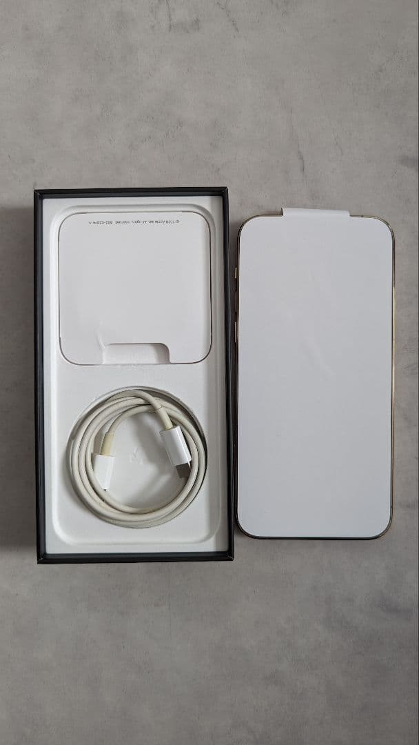 新品未使用 iPhone 12 Pro ゴールド 128GB