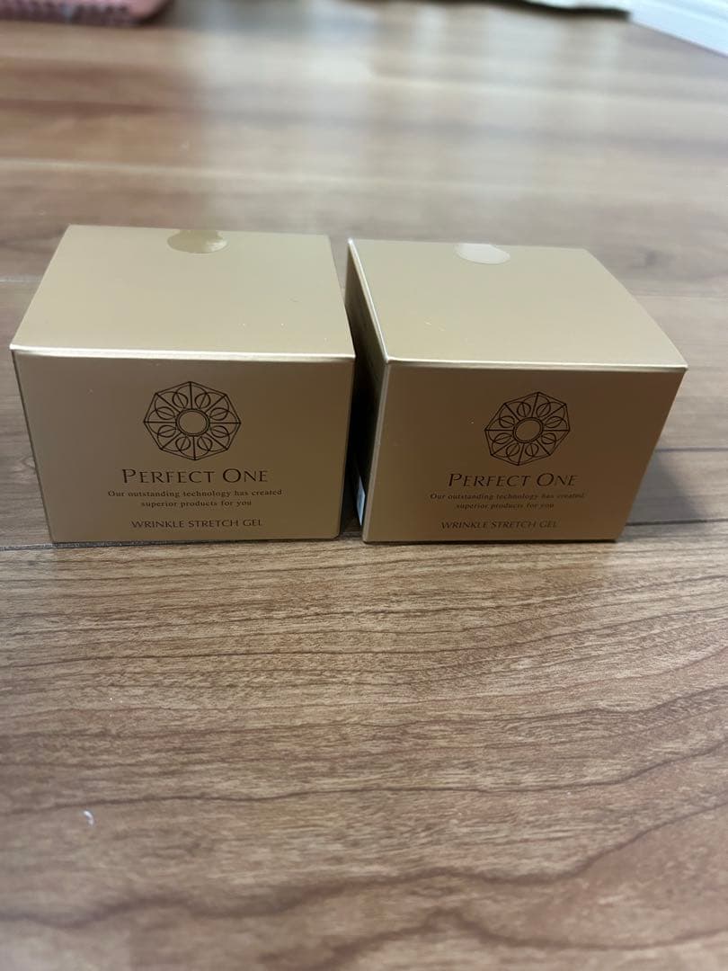 【新品未使用未開封】パーフェクトワン　薬用リンクルストレッチジェル　2個セット
