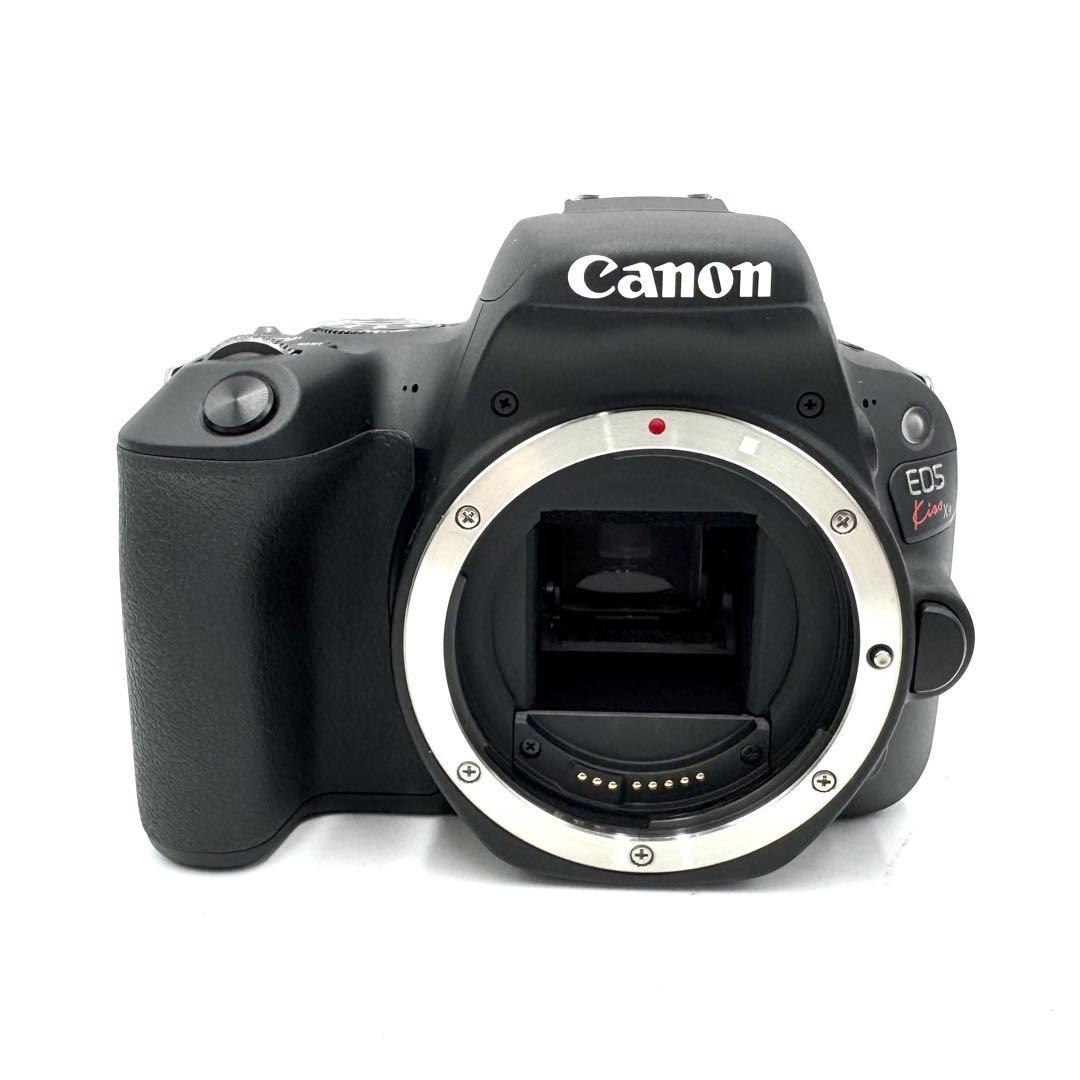 ほぼ新品 CANON EOS kiss x9 ダブルズームキット キャノン