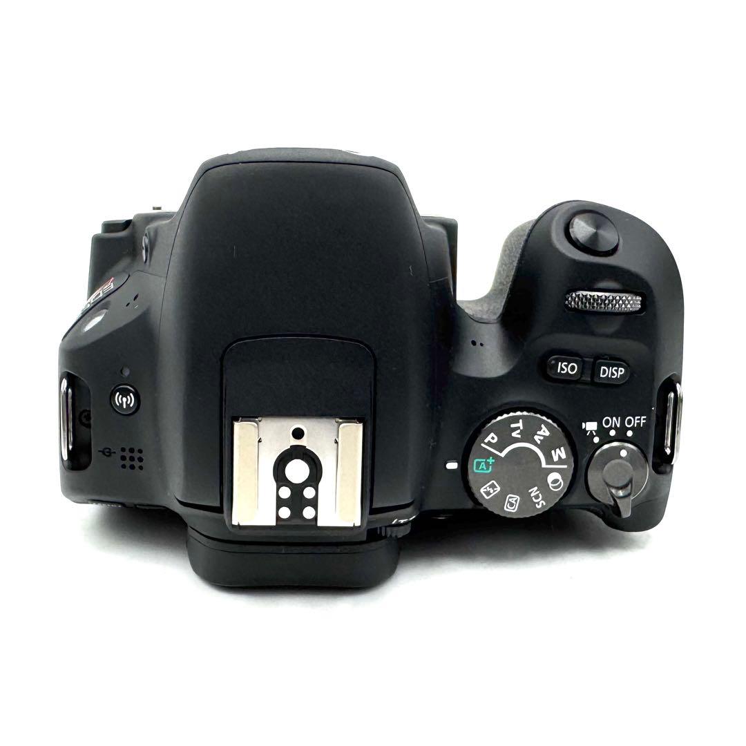 ほぼ新品 CANON EOS kiss x9 ダブルズームキット キャノン