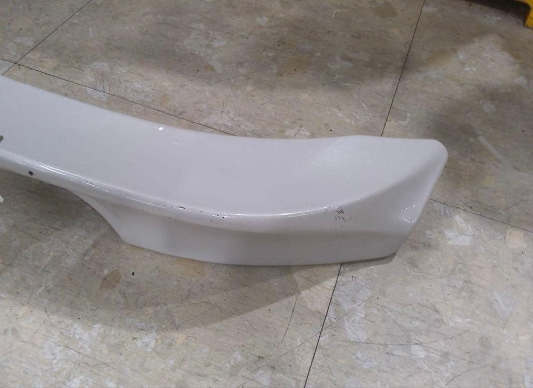 86 ZN6 TRD トランクスポイラー