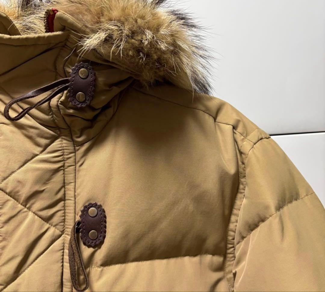 DSQUARED2 ディースクエアード　ファー付きベージュダウンジャケット