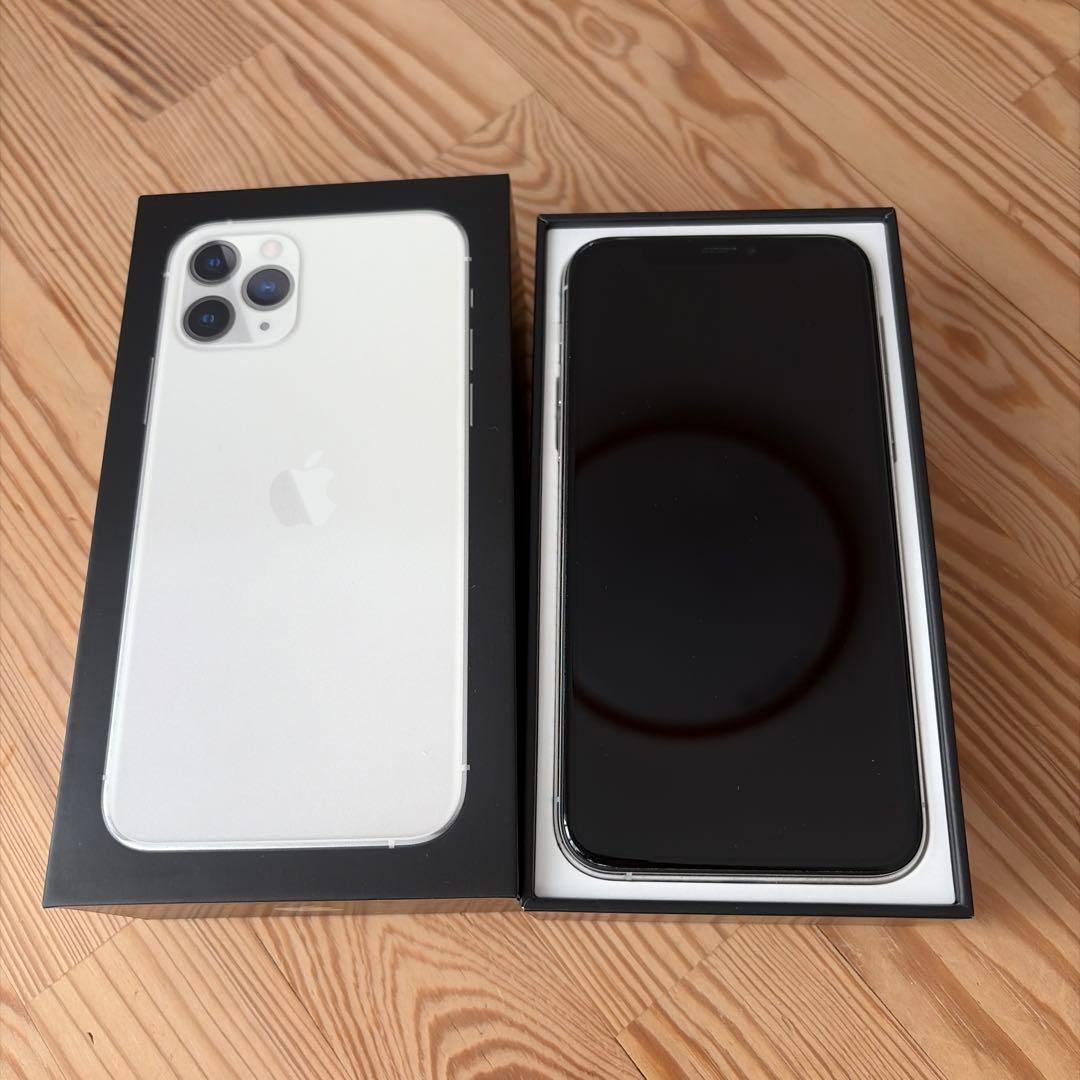 Apple iPhone 11 Pro シルバー 本体　64gb 箱付き