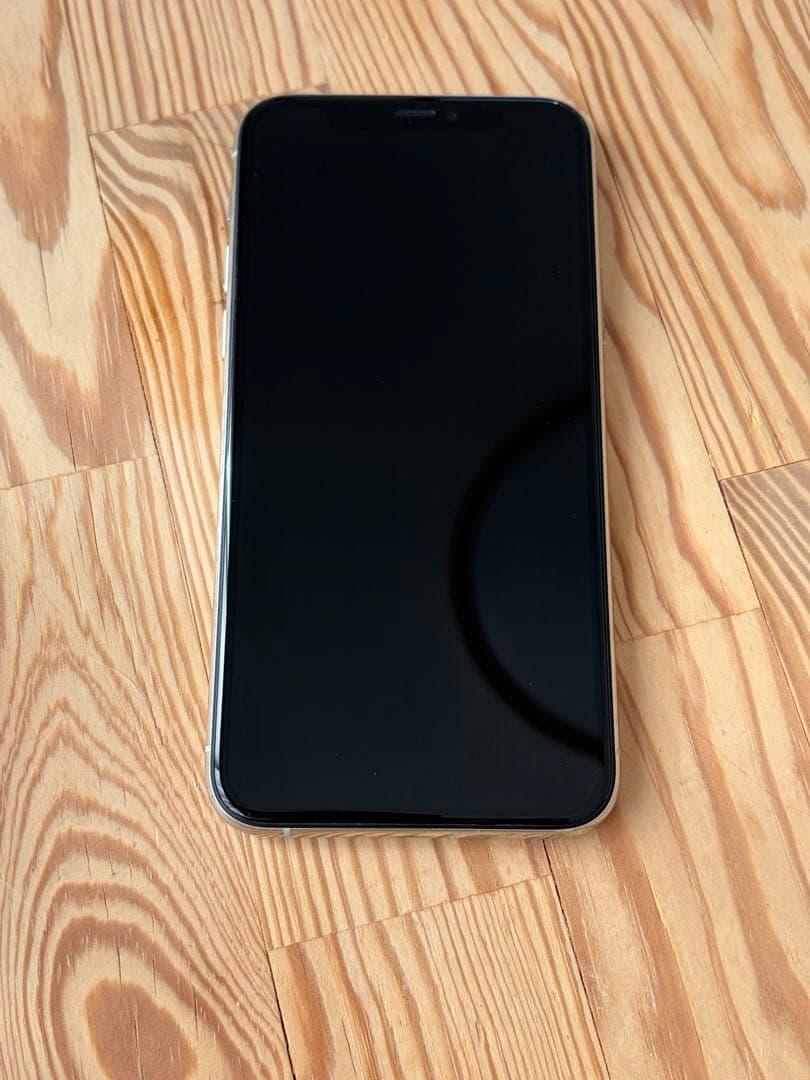 Apple iPhone 11 Pro シルバー 本体　64gb 箱付き