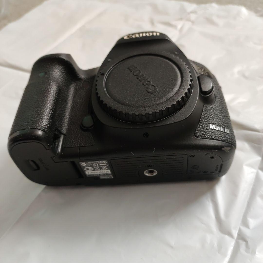 Canon EOS 5D Mark Ⅲ 一眼レフ ショット数41047